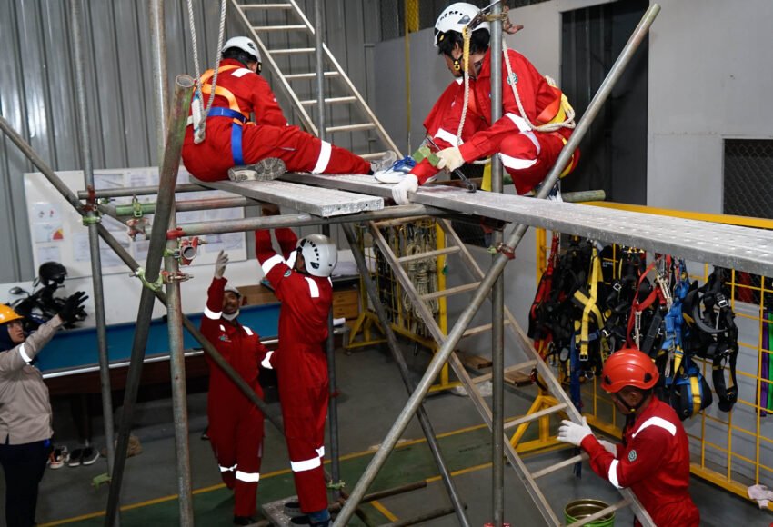 Foto Featured artikel Scaffolding di web davai.co.id