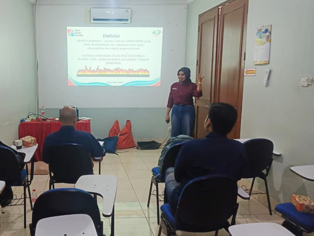 Pelatihan BSS oleh Etria Fatrina